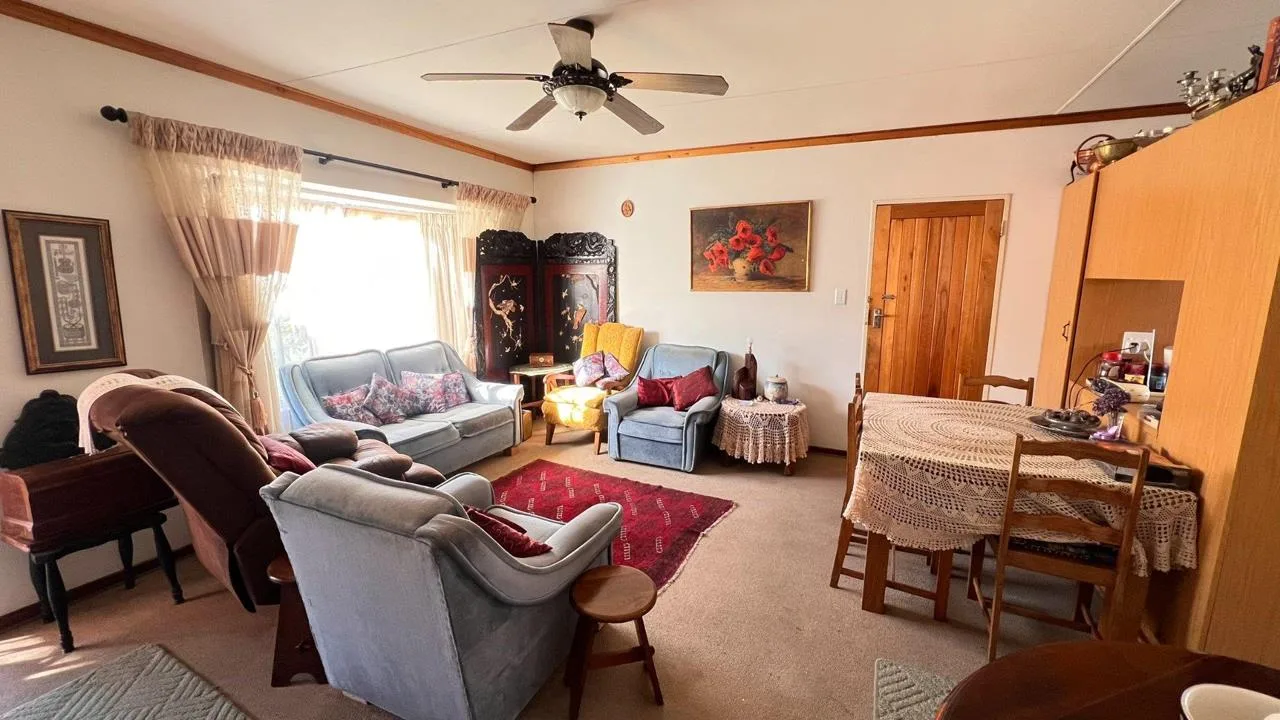 2 Bedroom Townhouse for sale in Fichardt Park