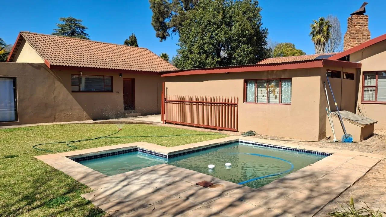 3 Bedroom House to rent in Lydenburg