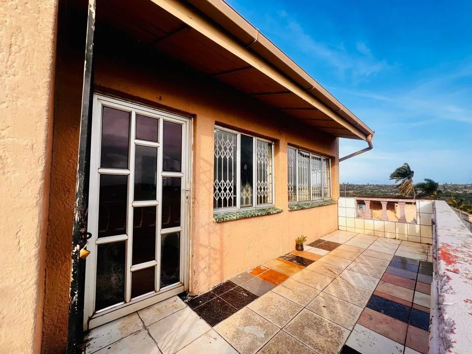2 Bedroom Apartment / flat to rent in Lotus Park