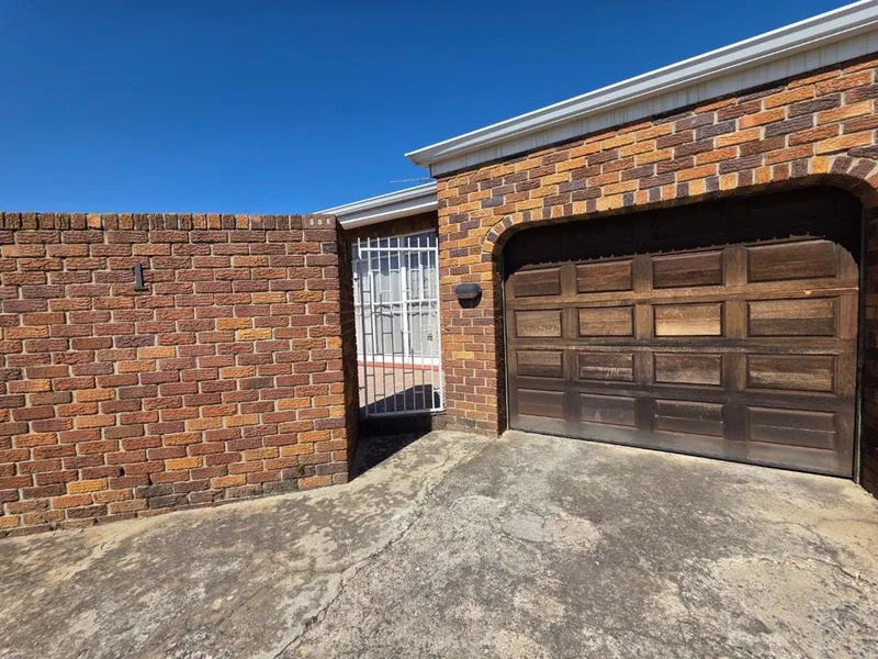 2 Bedroom Apartment / flat for sale in Secunda