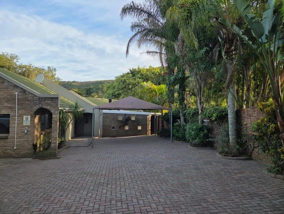 4 Bedroom House for sale in Nahoon Valley Park
