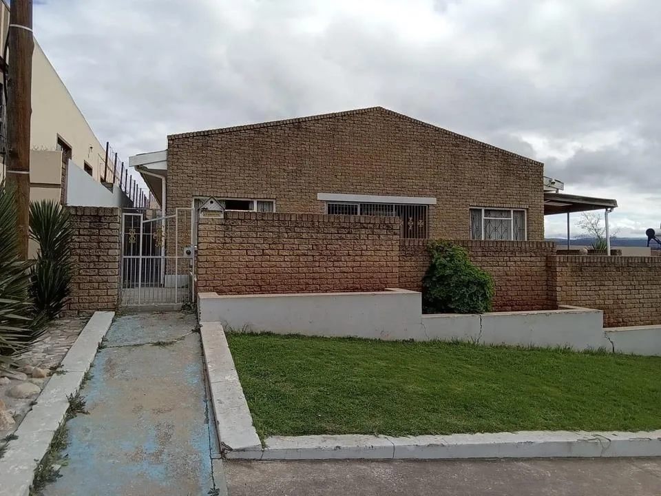 3 Bedroom House for sale in Rosedale