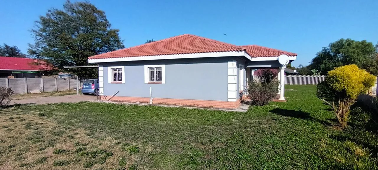 3 Bedroom House for sale in La Hoff