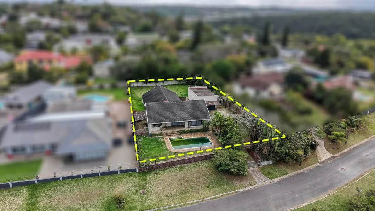 House to rent in Beacon Bay
