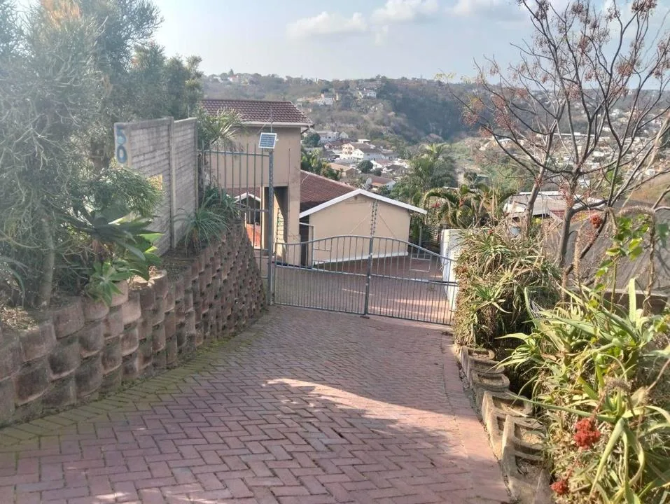5 Bedroom House for sale in Reservoir Hills