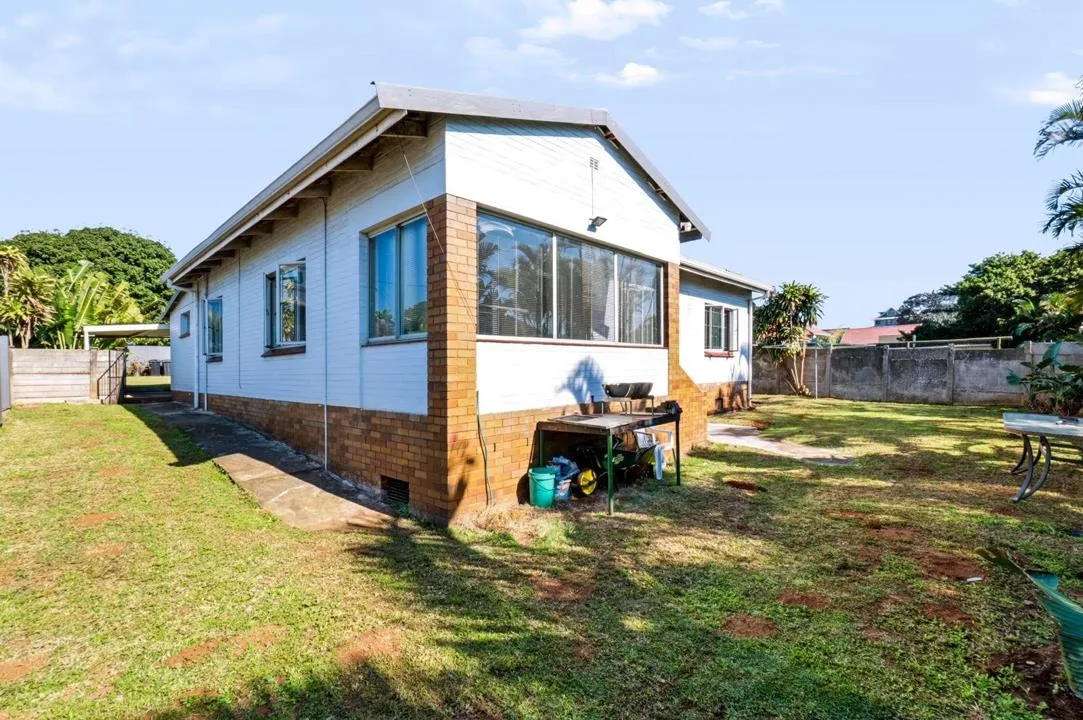 3 Bedroom House for sale in Bluff
