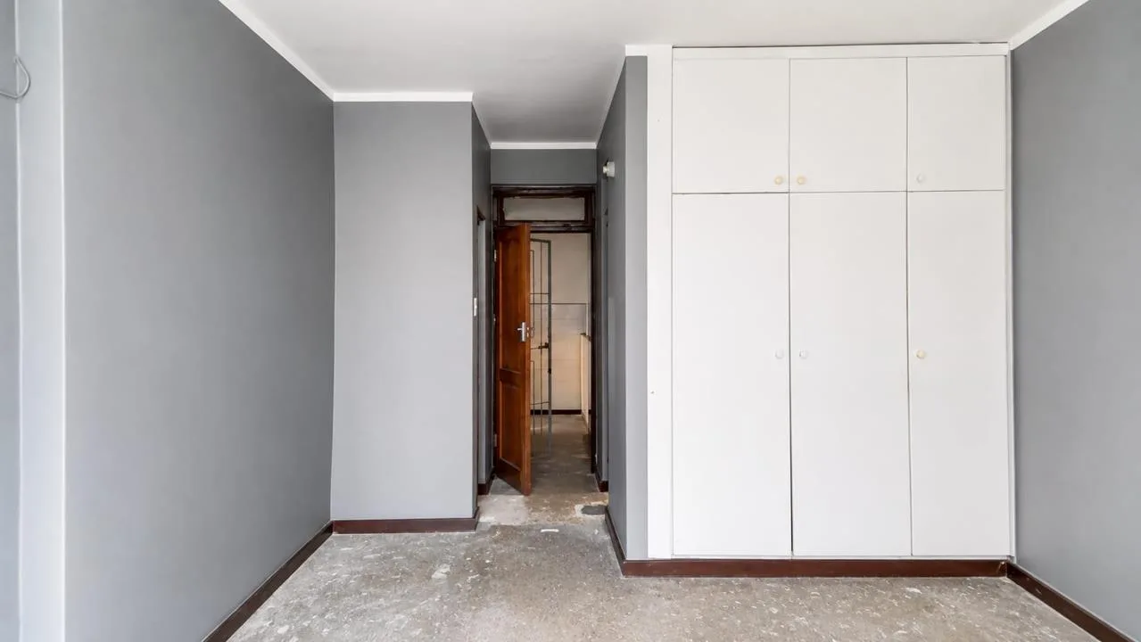 0.5 Bedroom Apartment / flat to rent in Durban Central