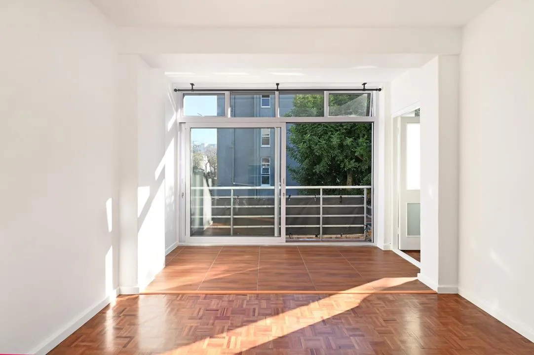 2 Bedroom Apartment / flat to rent in Claremont Upper