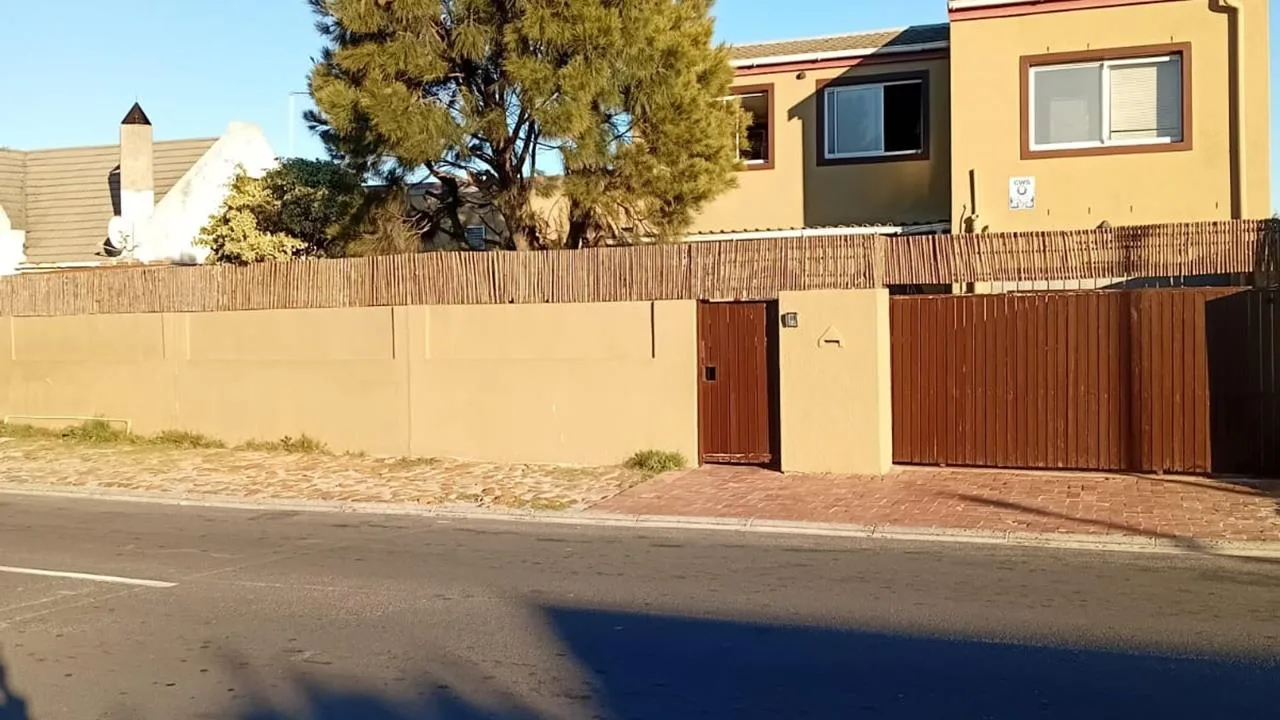 2 Bedroom House to rent in Colorado Park
