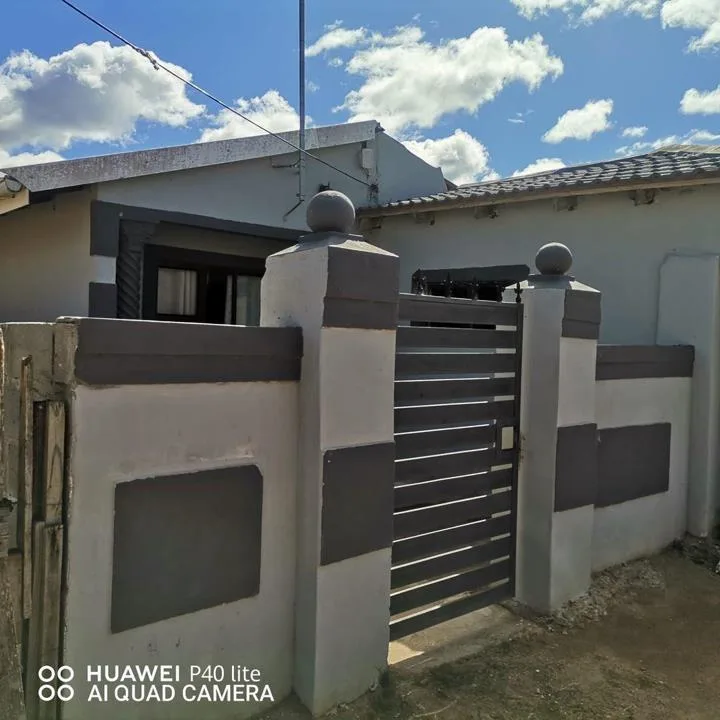 1 Bedroom House for sale in Bloemendal