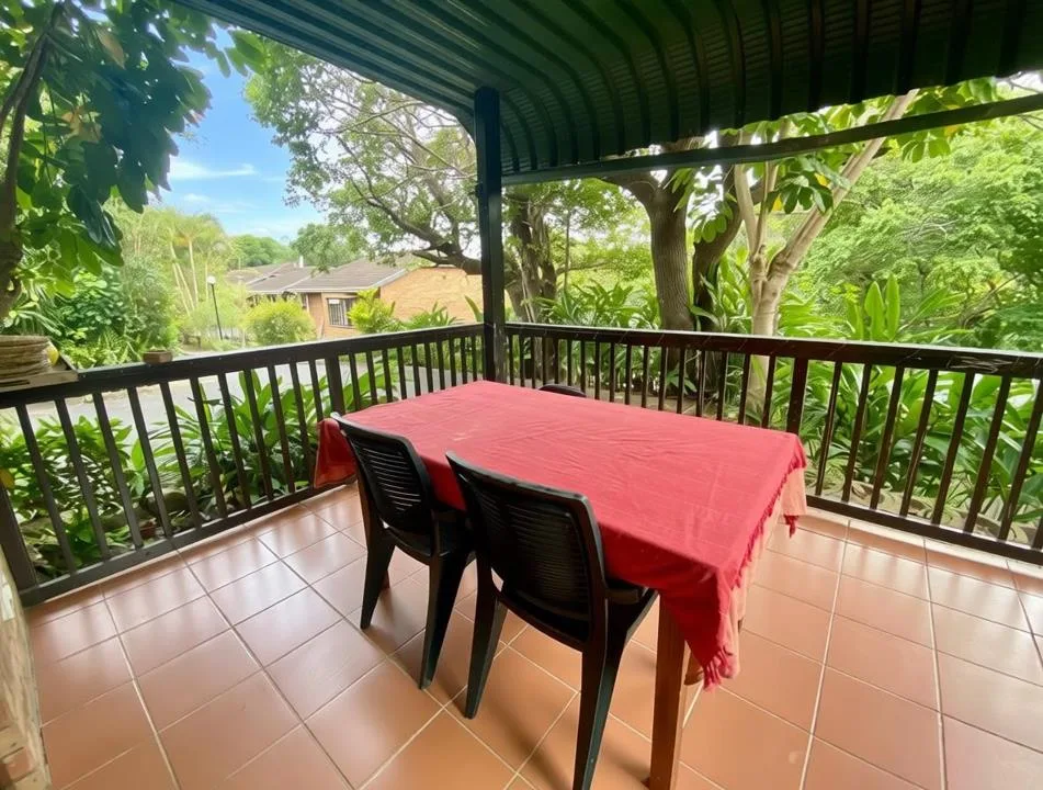 2 Bedroom Townhouse for sale in Margate