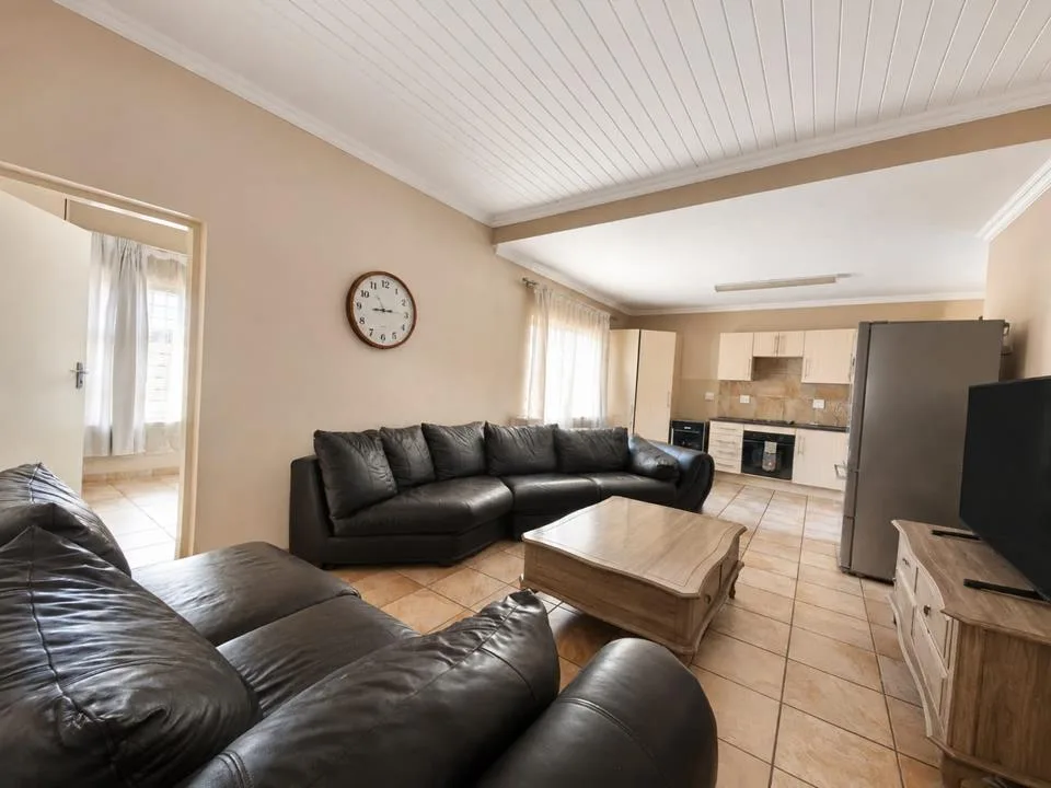 2 Bedroom Apartment / flat for sale in Hartbeespoort Rural