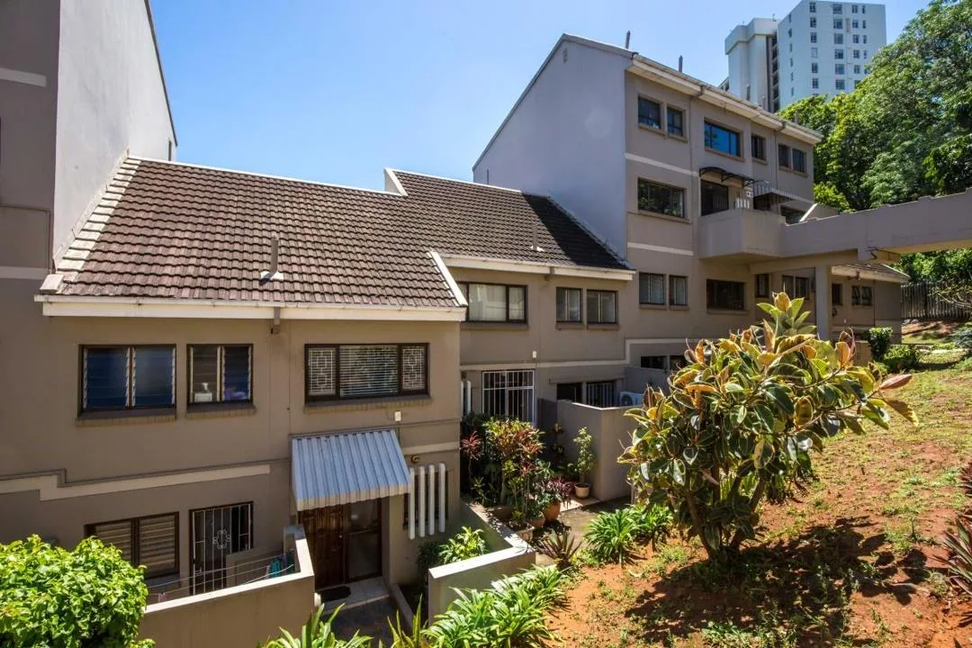 3 Bedroom Apartment / flat for sale in Morningside