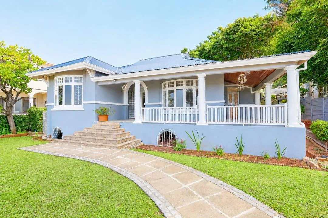 4 Bedroom House for sale in Essenwood