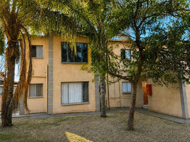 3 Bedroom Apartment / flat for sale in Oos Einde