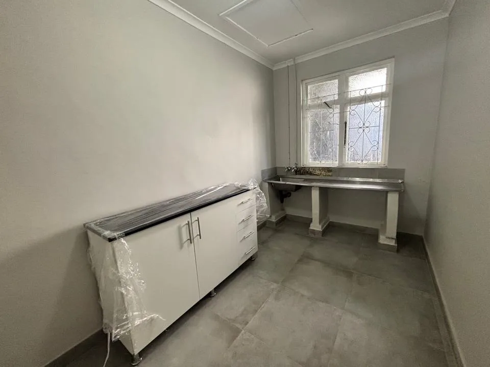 3 Bedroom Apartment / flat to rent in Sea View