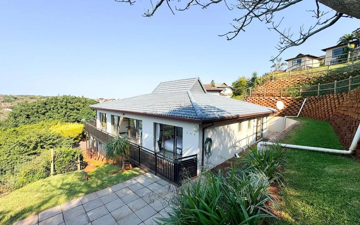 3 Bedroom House for sale in Seaward Estates