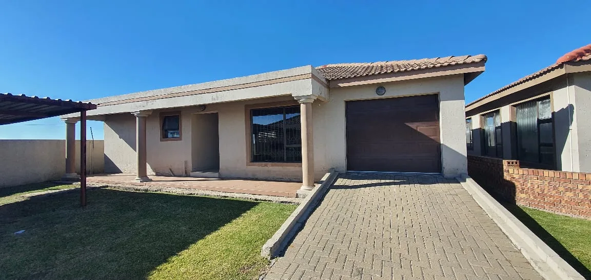 3 Bedroom Townhouse to rent in Noordrand
