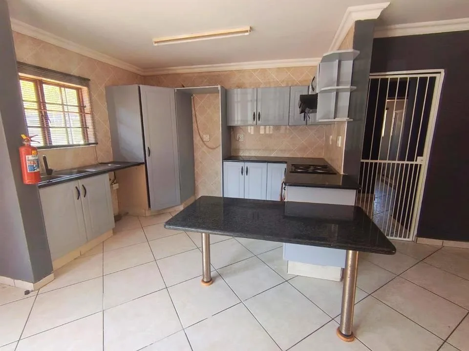 3 Bedroom Townhouse for sale in Kwambonambi
