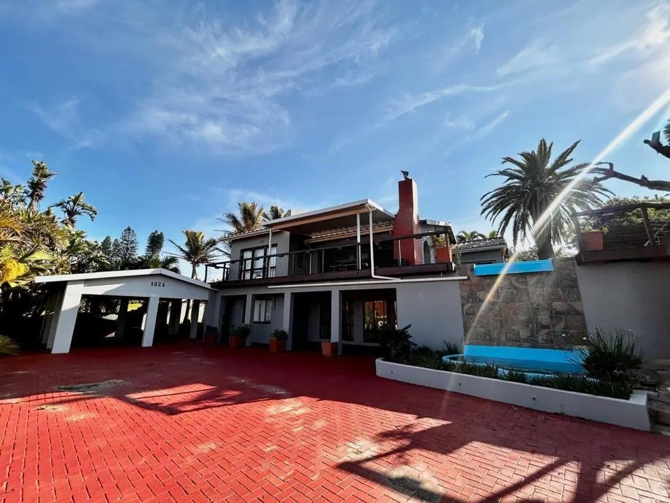 5 Bedroom House for sale in Black Rock