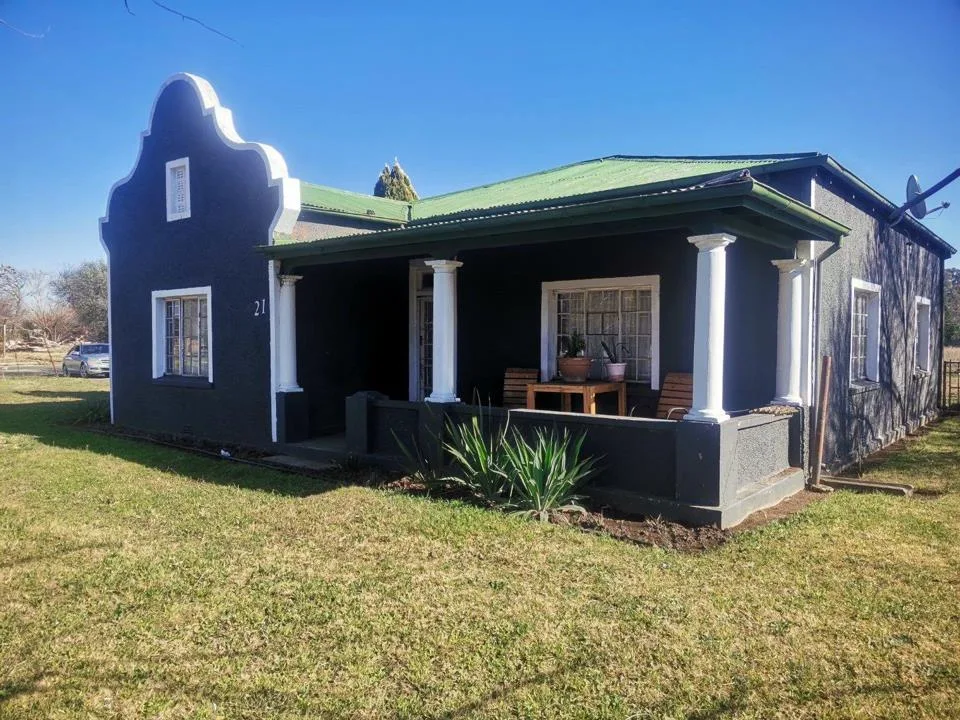 3 Bedroom House for sale in Senekal