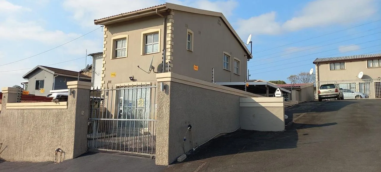 3 Bedroom House for sale in Westcliff