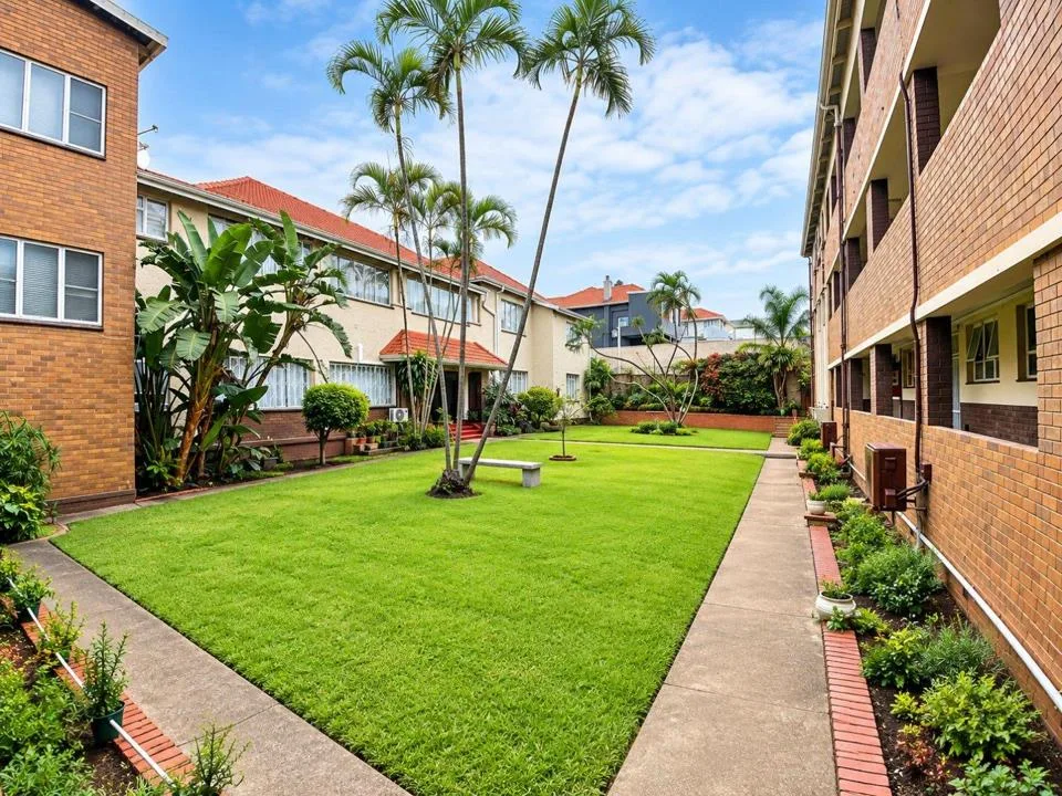 1 Bedroom Apartment / flat for sale in Essenwood