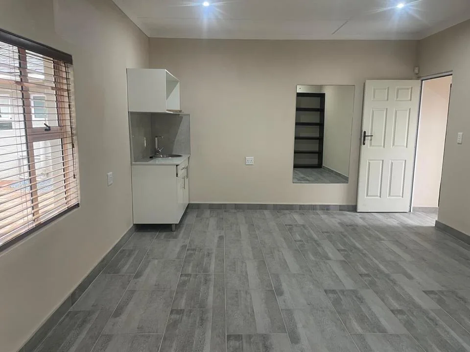 1 Bedroom House to rent in Cowies Hill