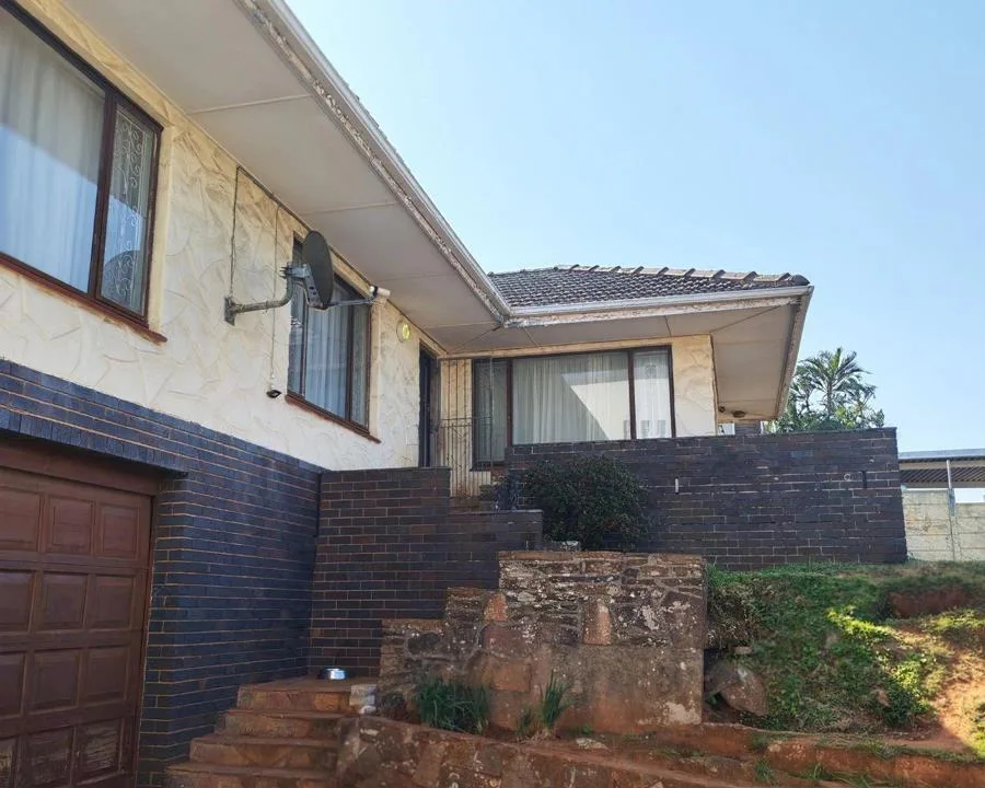 3 Bedroom House for sale in Glenmore