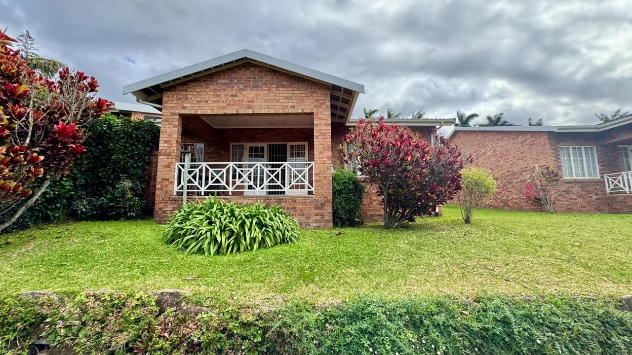 2 Bedroom Townhouse for sale in Umtentweni