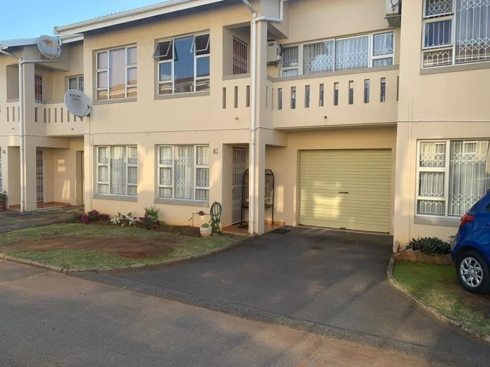 3 Bedroom Townhouse for sale in Avoca