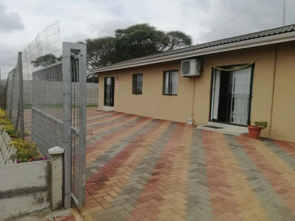 4 Bedroom House for sale in Sunford