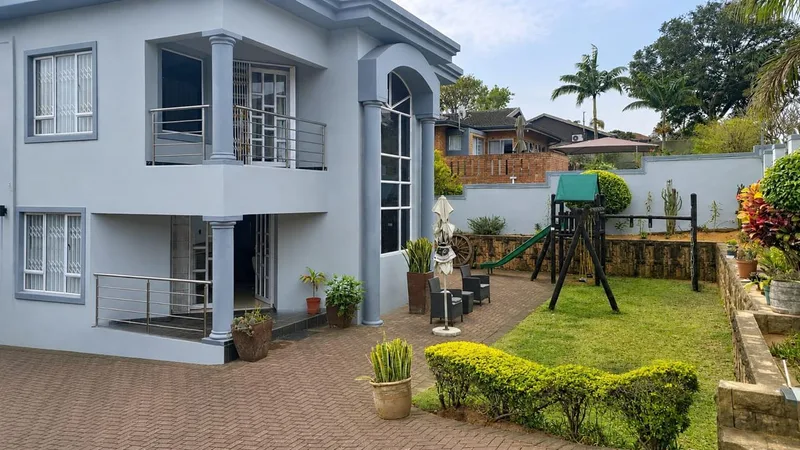 3 Bedroom House for sale in Sheffield Beach