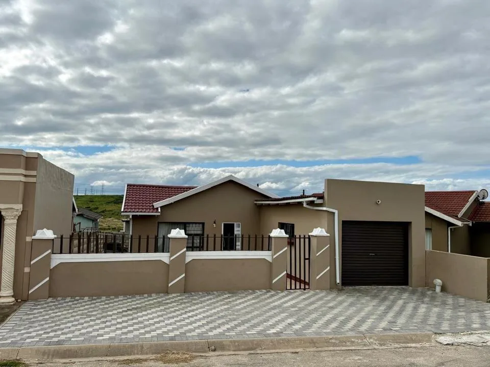 3 Bedroom House for sale in Kwadwesi