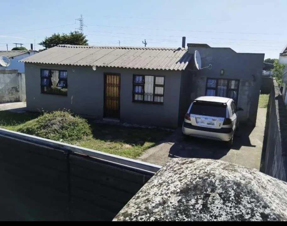 2 Bedroom House for sale in Esikhawini