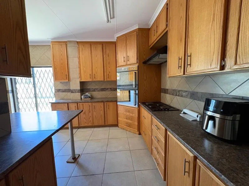 4 Bedroom House for sale in Wolmaransstad