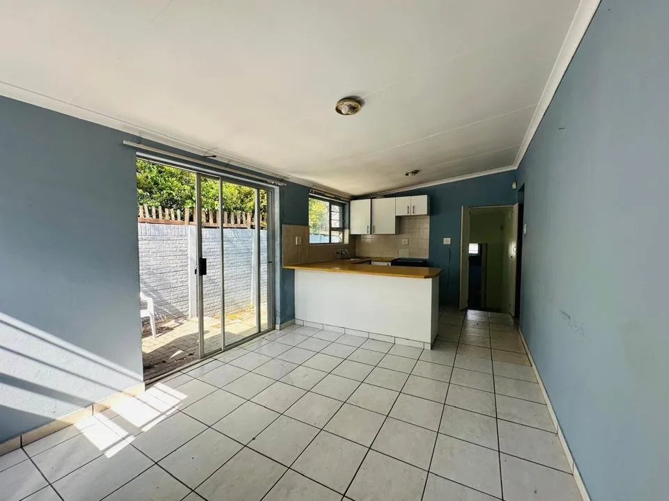 1 Bedroom Apartment / flat to rent in Nahoon