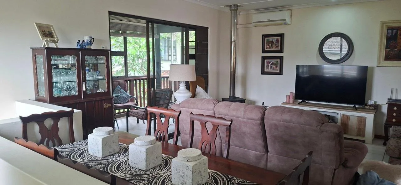 3 Bedroom House for sale in Gonubie