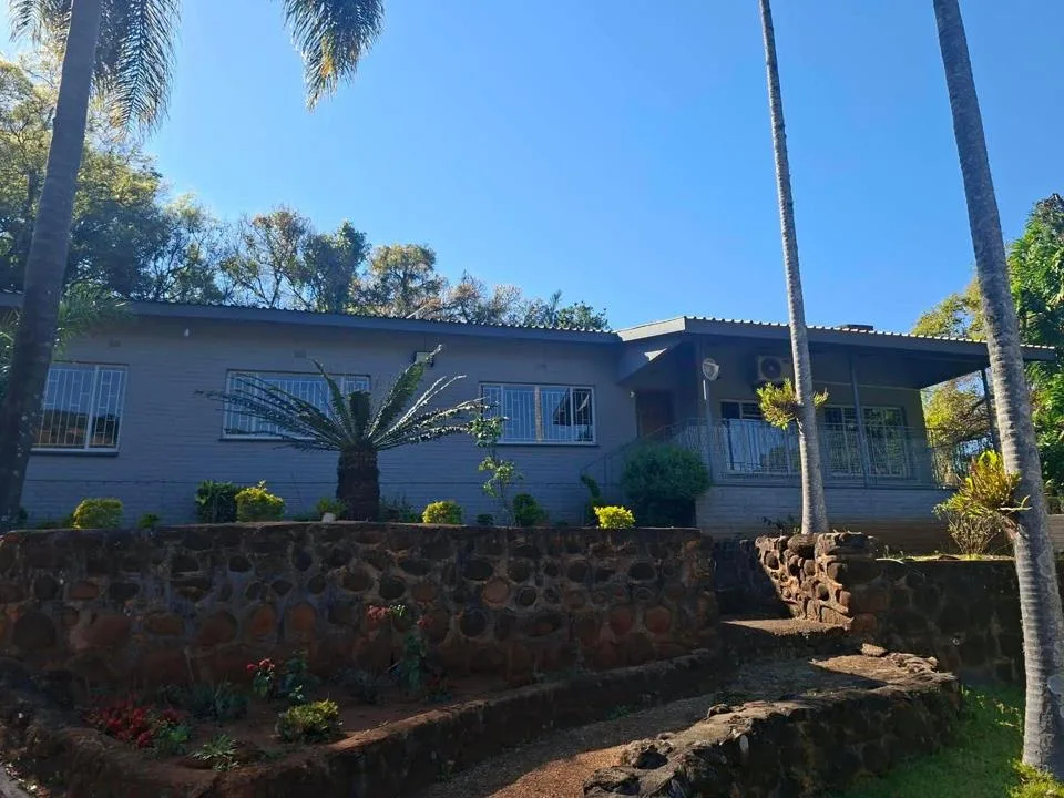 4 Bedroom House for sale in Modjadjiskloof