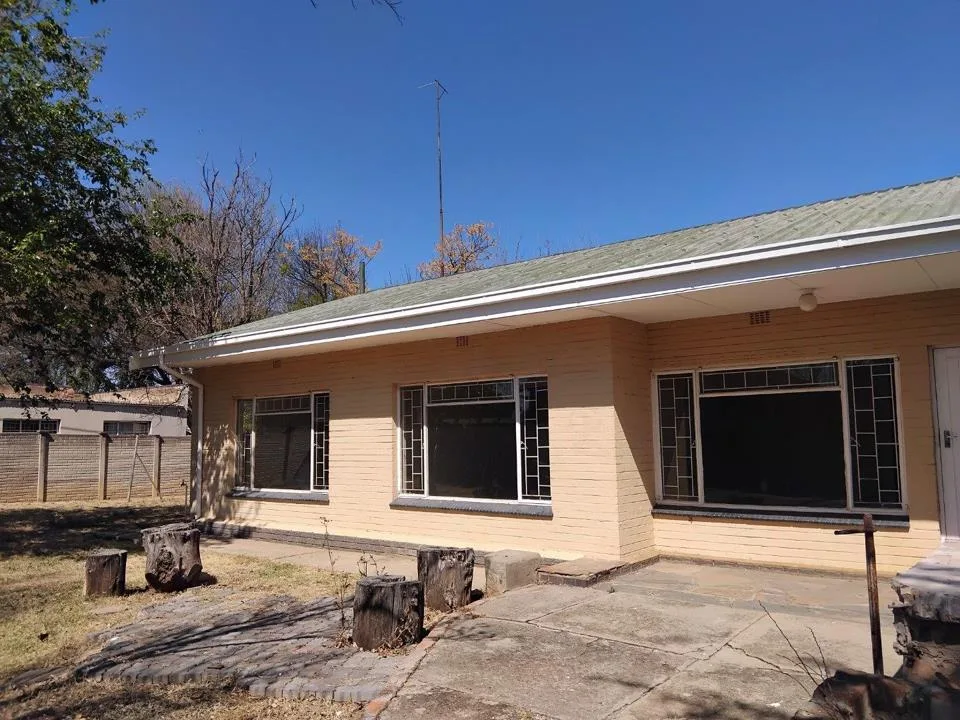 4 Bedroom House for sale in Vryburg