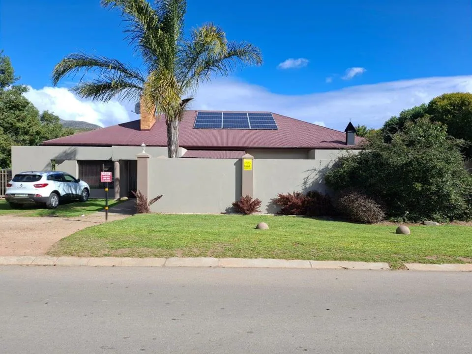3 Bedroom House for sale in Joubertina