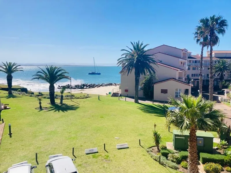 3 Bedroom Apartment / flat to rent in Port St Francis