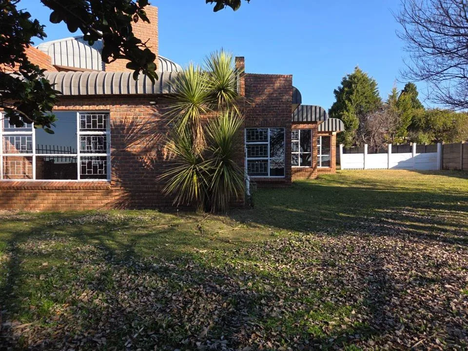 4 Bedroom House for sale in Panorama