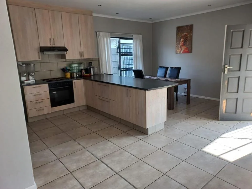 3 Bedroom House for sale in Gonubie