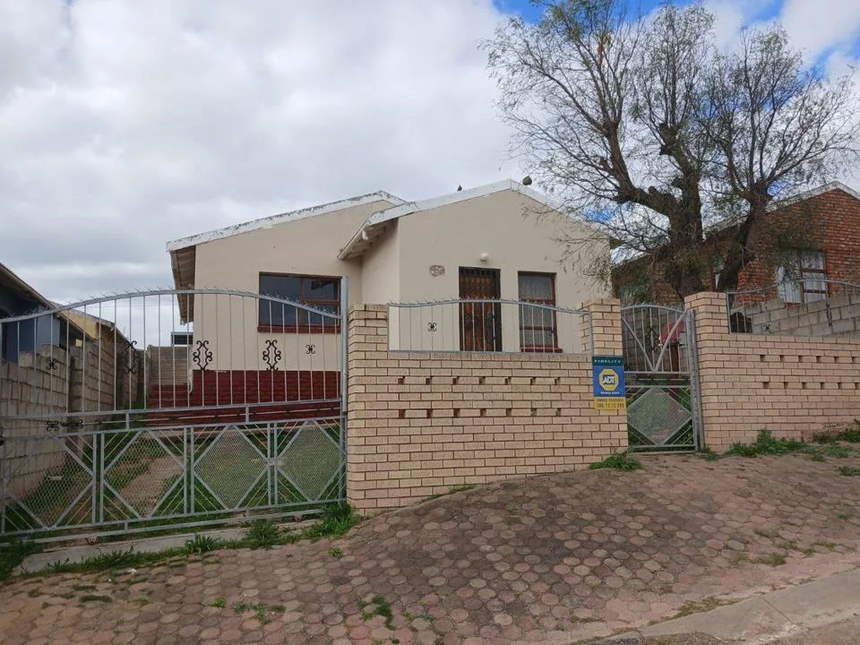 3 Bedroom House for sale in Kwadwesi