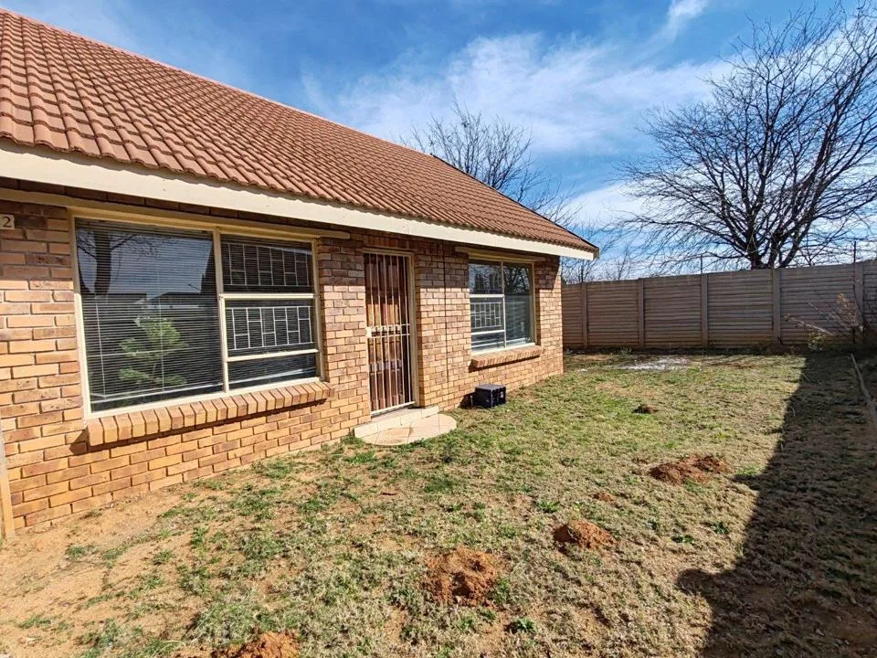 2 Bedroom Townhouse for sale in Midway