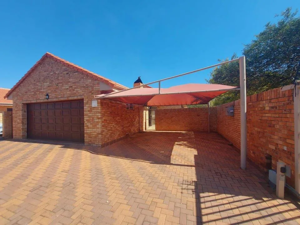 3 Bedroom House for sale in Potchefstroom Central