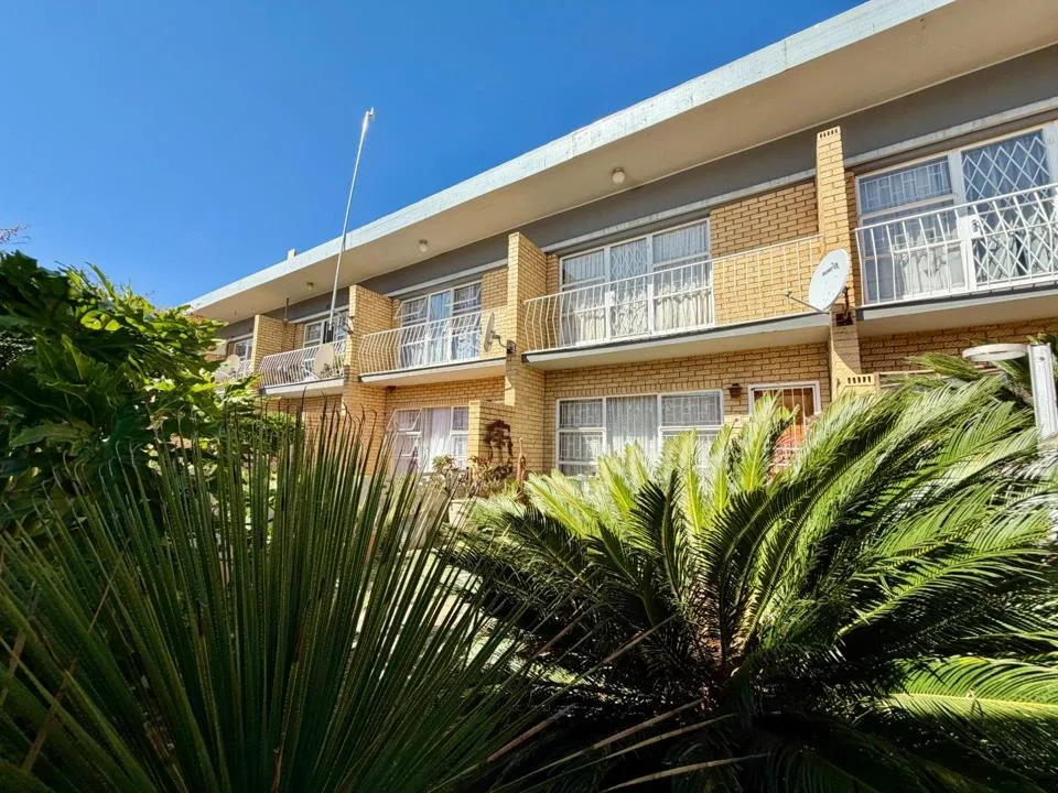 2 Bedroom Townhouse for sale in Potchefstroom Central