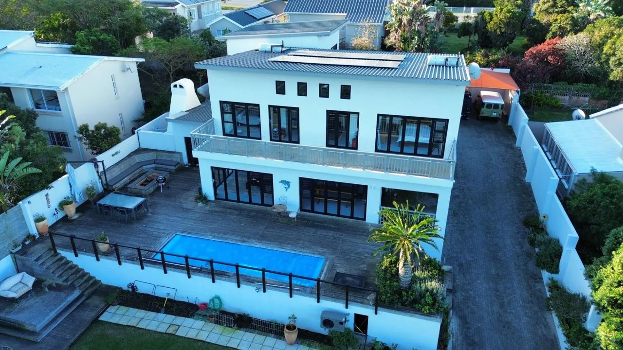 4 Bedroom House for sale in Kei Mouth