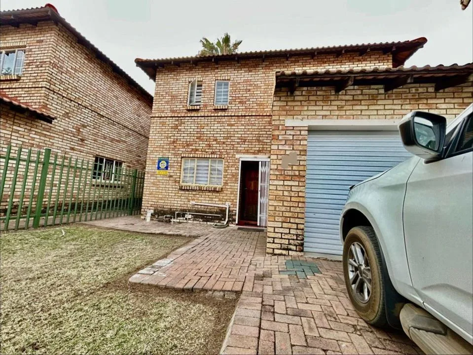 3 Bedroom House to rent in Waterval East